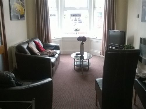 Hazelgrove Guest House Blackpool Exterior foto